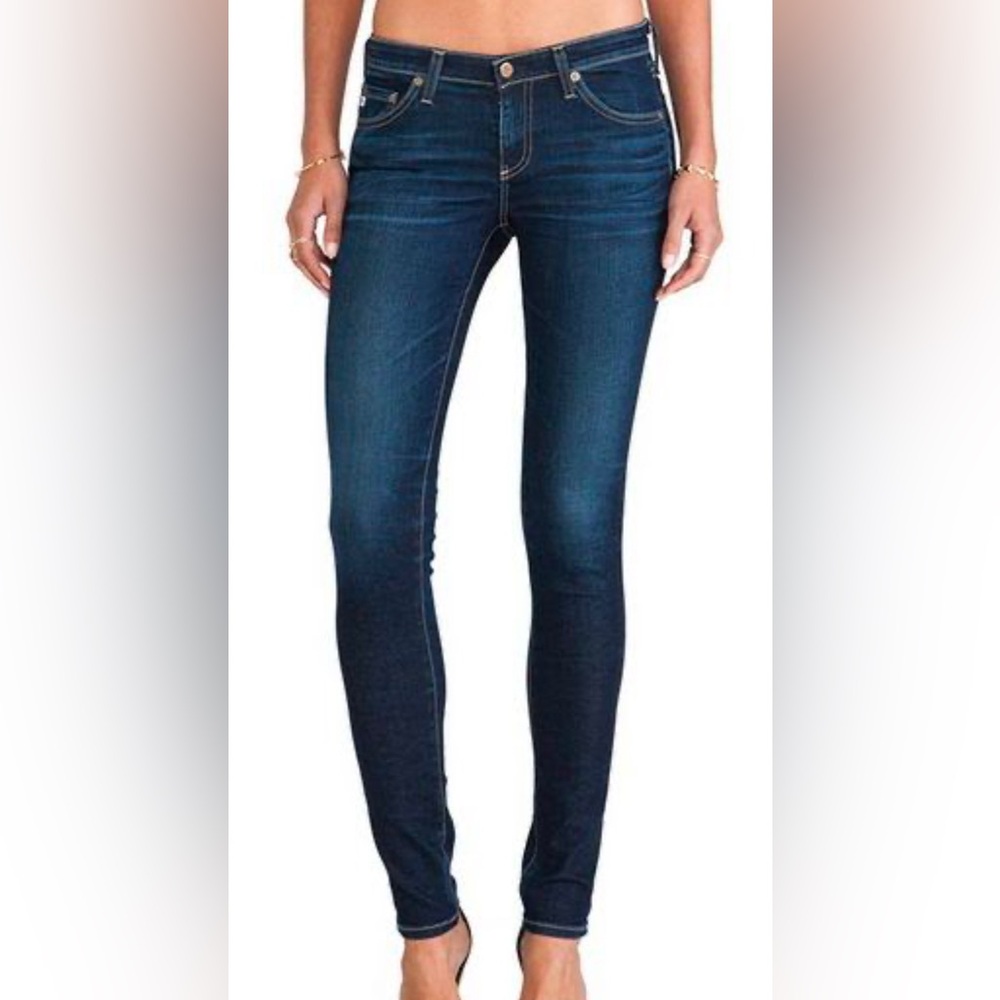 AG legging dark wash jeans size 28R